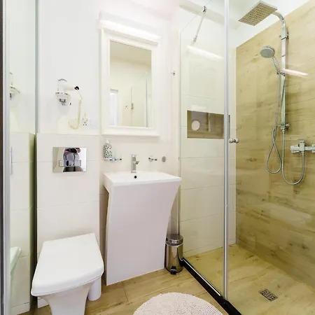 Home, Private Sauna, Close To The בית נופש גרצי'יבובו